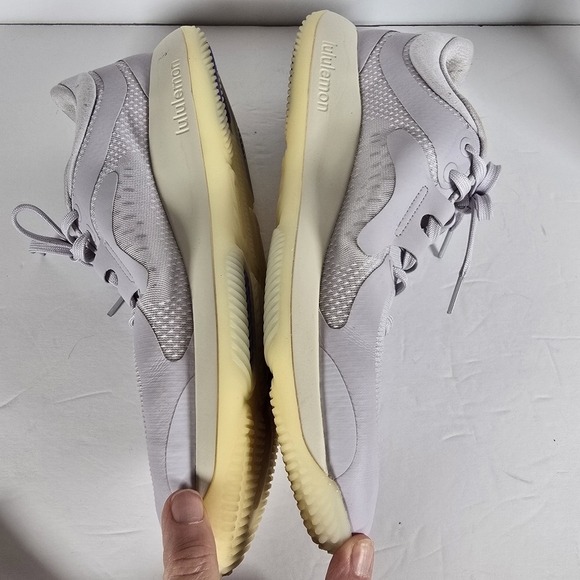 Lululemon Strongfeel Trainers Athletic Shoes Womens Light Lilac Size 10 Workout - Picture 10 of 12
